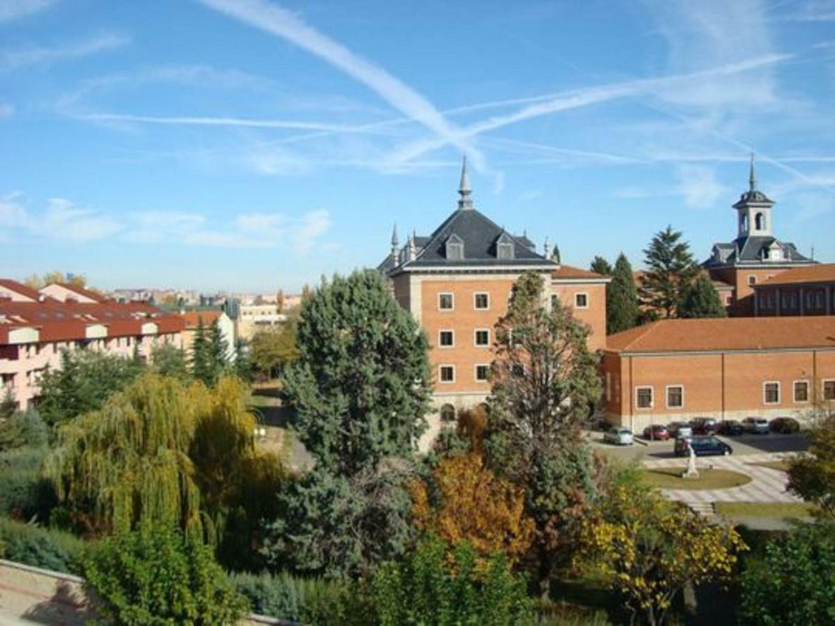 Alameda Del Tormes Apartment Santa Marta de Tormes Bagian luar foto